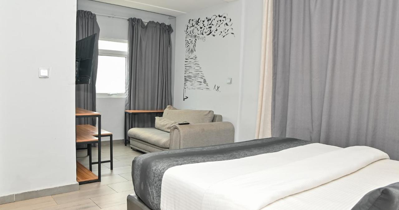 The Blowfish Hotel Лагос Екстериор снимка