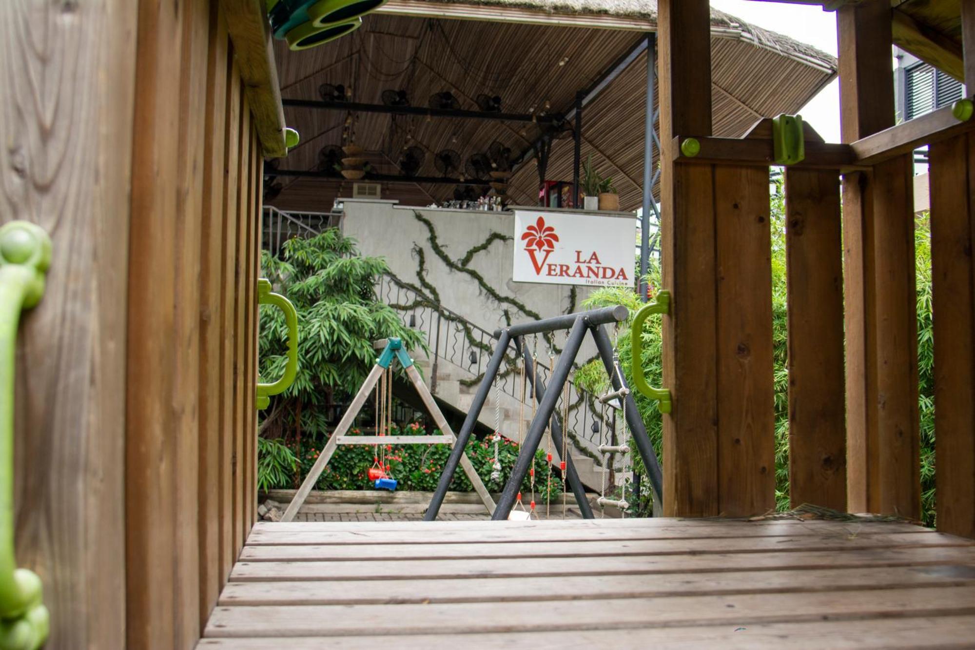 The Blowfish Hotel Лагос Екстериор снимка